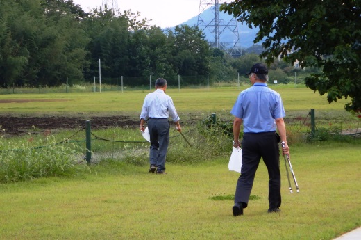 高麗川河川敷美化活動