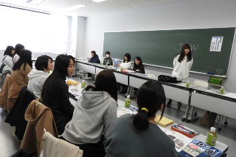 経営学部入学前講座　女子学生サポート講座