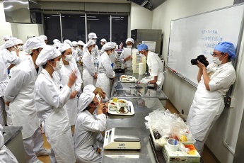 20191128糖尿病試食会医療栄養学科